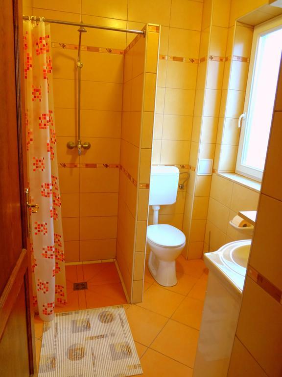 ホテル Horvath Vendeghaz オロシュハーザ 部屋 写真